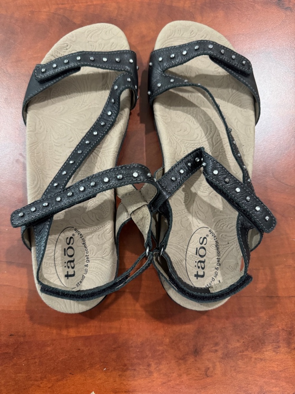Taos Footwear Black Studded Strappy Comfort Sandals for Women